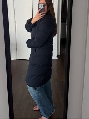Uniqlo Women's Long Puffer Coat in Navy